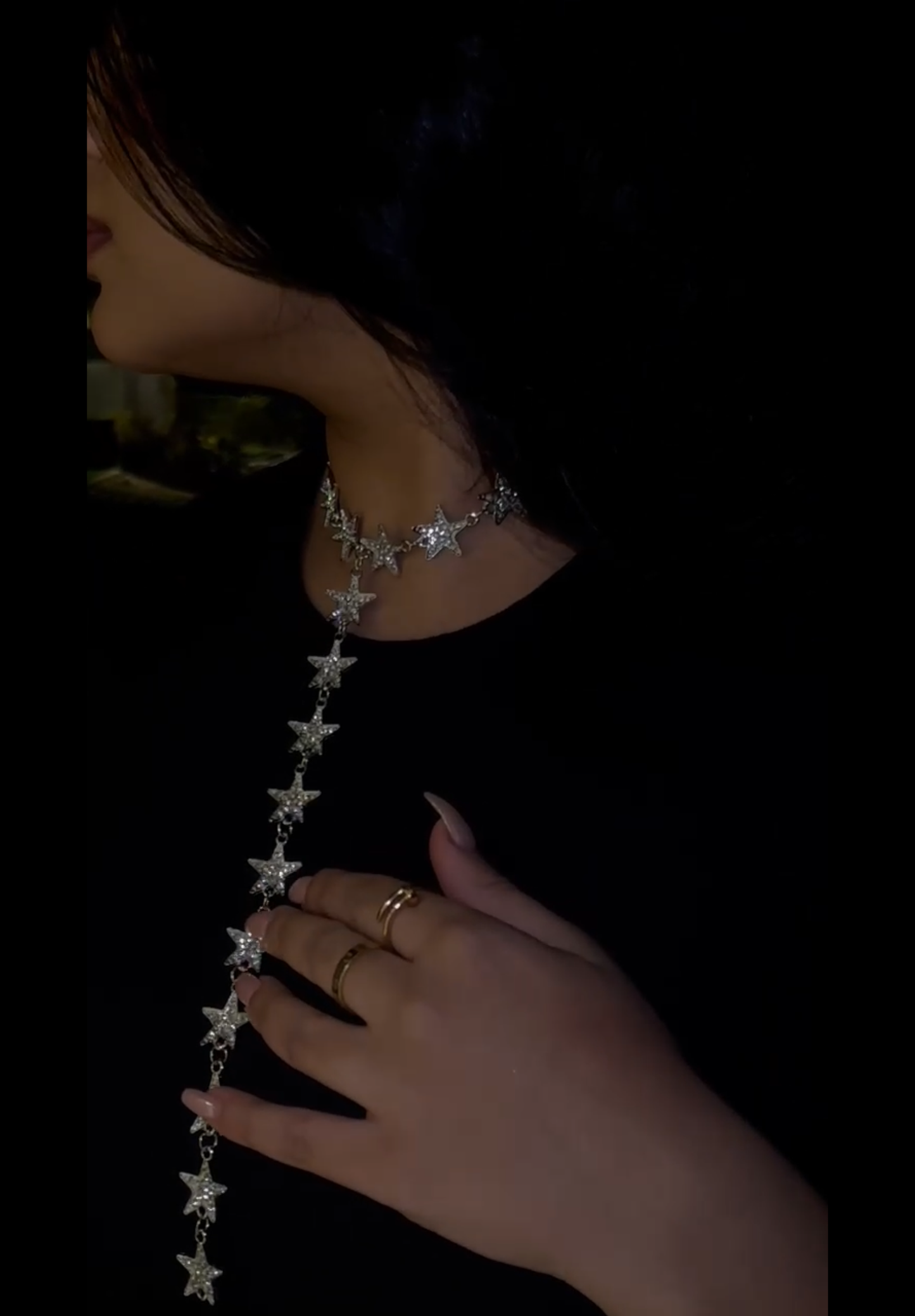 قلادة سلسلة طويلة